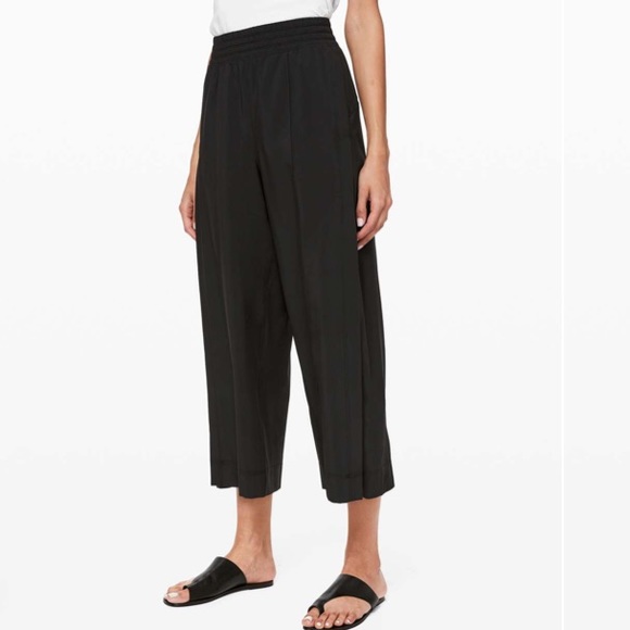 lululemon athletica Pants - Lululemon wanderer culottes